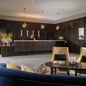 4* Hotel Court Hotel&leisure Centre